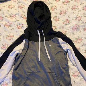 Under Armour Sweatshirt